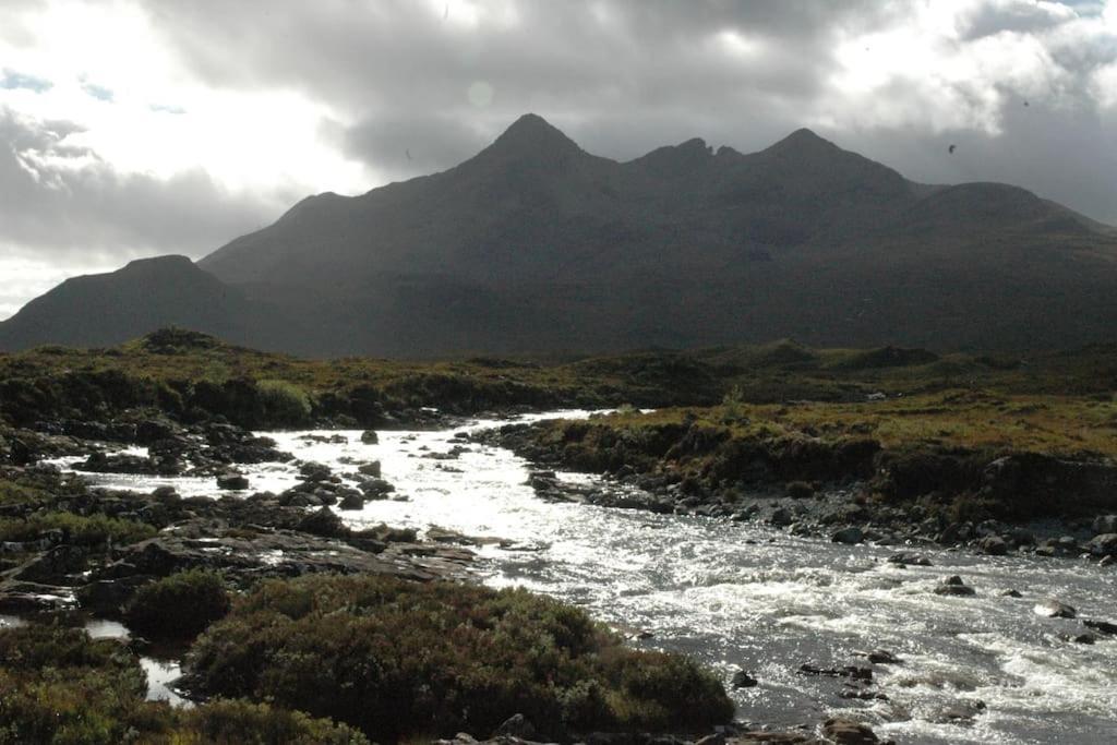 Dunmara: Self Catering Cottage On The Isle Of Skye Broadford  Exterior foto